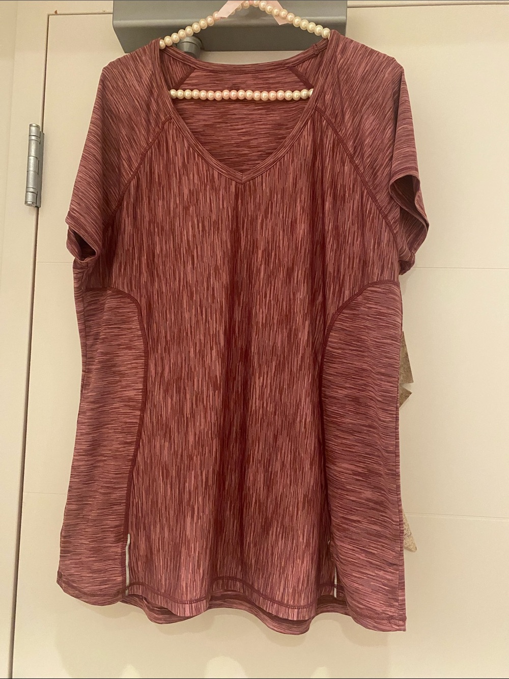 💕Velocity Women’s Short-Sleeve V-Neck Active Top in Dusty Rose💕
